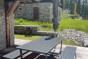 Luxe Apartment Near ski Lift