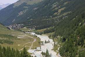 Luxe Apartment Near ski Lift