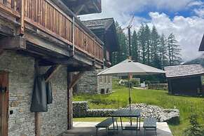 Luxe Apartment Near ski Lift