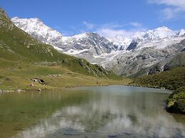 Luxe Apartment Near ski Lift