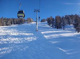 Les Mayens MA 020-luxury Apartment 14 Pers