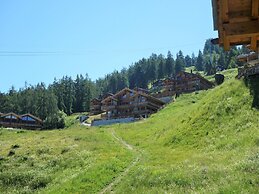 Les Mayens MA 020-luxury Apartment 14 Pers