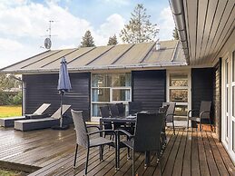 4 Star Holiday Home in Vaeggerlose