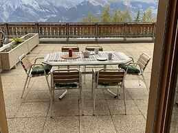 Modern Apartment in Prime Location