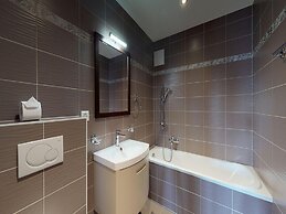 Modern Apartment in Prime Location