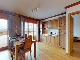 Modern Apartment in Prime Location