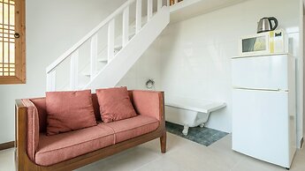 Gangreung Comichi Bada Pension