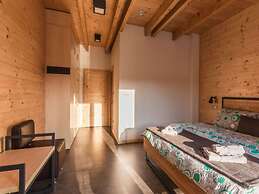Comfortable Villa With Pool