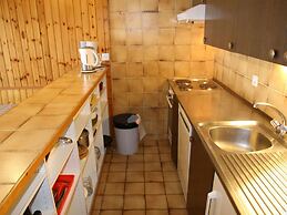 Stunning Apartment With Mountain Views