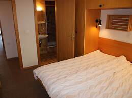 Stunning Apartment With Mountain Views