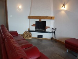Ski Lift Apartment With Views