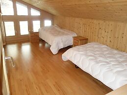 Ski Lift Apartment With Views