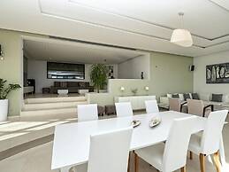 Premium Villa With Infinity Pool