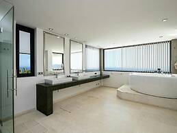 Premium Villa With Infinity Pool