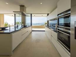 Premium Villa With Infinity Pool