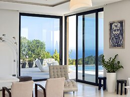 Premium Villa With Infinity Pool