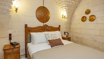 Stone House by Cevahir