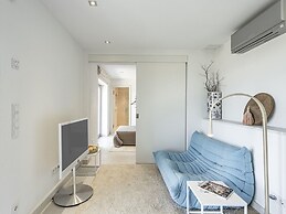 Majestic Villa With Harbour Views