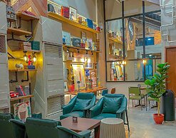 39F Smart Home Studio In Manila