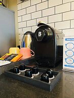 39F Smart Home Studio In Manila