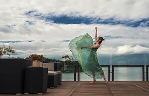 Yakamoz Haijie Hotel