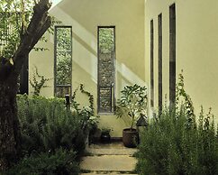 Yakamoz Haijie Hotel