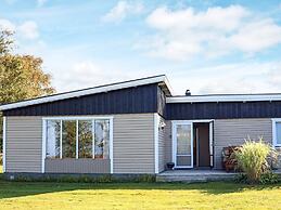 6 Person Holiday Home in Skummeslovsstrand
