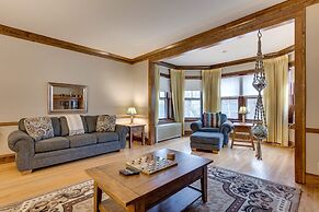 Beautiful Three Bedroom Apartment near Loyola by AllSet Turnover