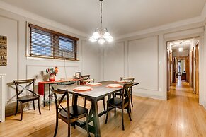 Beautiful Three Bedroom Apartment near Loyola by AllSet Turnover