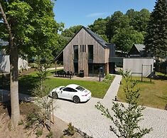 Spacious Villa With Good Ambience