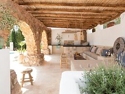 Holiday Home With Spacious Rooms