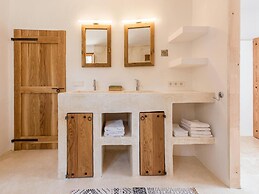 Holiday Home With Spacious Rooms