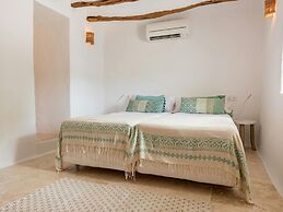 Holiday Home With Spacious Rooms