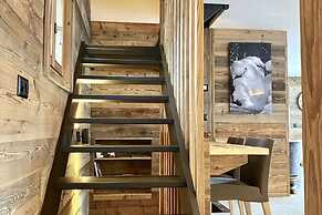 Chalet With Stunning View and Jacuzzi