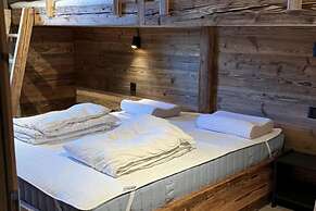 Chalet With Stunning View and Jacuzzi