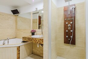 Lumina apart on Sienkiewicza street