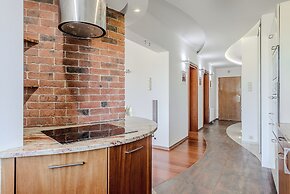 Lumina apart on Sienkiewicza street