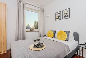 Lumina apart on Sienkiewicza street