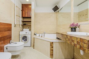 Lumina apart on Sienkiewicza street