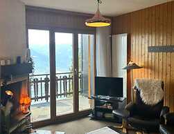 Apartment With Patio Facing Hills