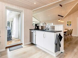 5 Star Holiday Home in Vaeggerlose