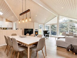 5 Star Holiday Home in Vaeggerlose