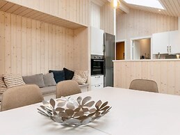 5 Star Holiday Home in Vaeggerlose