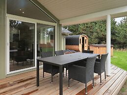 5 Star Holiday Home in Vaeggerlose