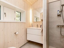 5 Star Holiday Home in Vaeggerlose