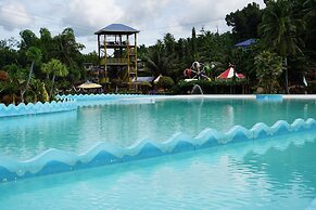 Hidden Valley Mountain and Wavepool Resort
