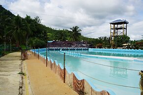 Hidden Valley Mountain and Wavepool Resort
