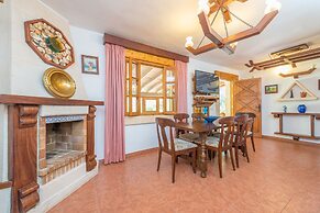 Els Pins - Villa With Private Pool In Crestatx