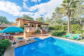 Els Pins - Villa With Private Pool In Crestatx