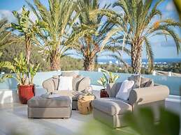 Villa With Multiple Outdoor Terrace